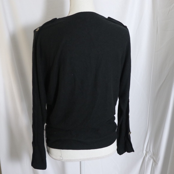 Hye Lune and Park Soft Sweater - Picture 4 of 6